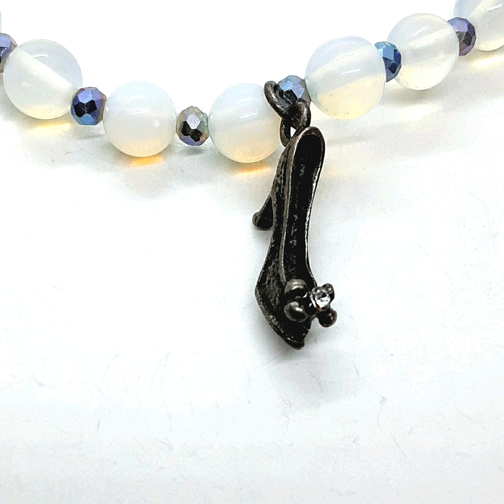 One size Opaque white glass beaded bracelet